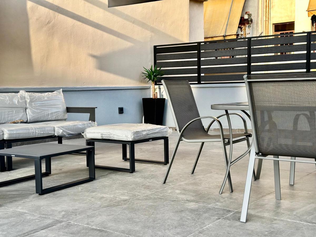 T&T Luxury Apartments - Rooftop Jacuzzi Atina Dış mekan fotoğraf