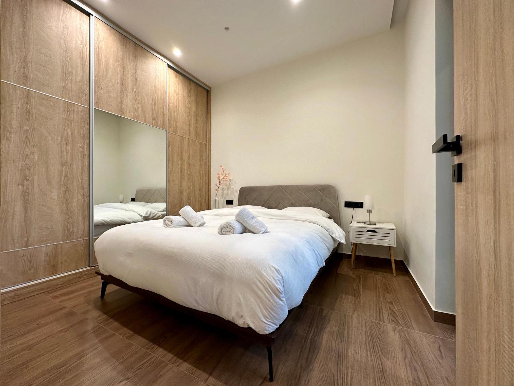 T&T Luxury Apartments - Rooftop Jacuzzi Atina Dış mekan fotoğraf